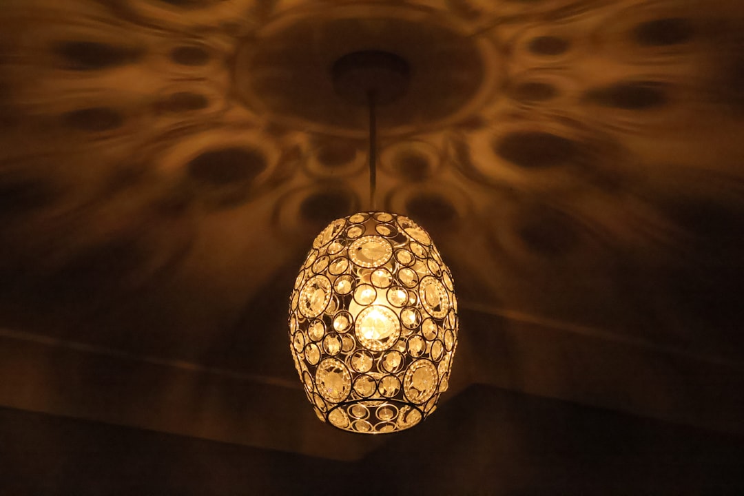 Photo luxury crystal chandelier